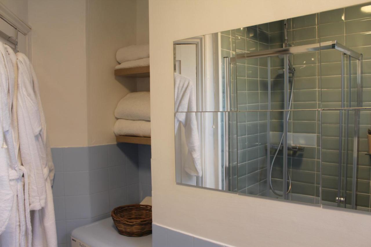 Canterbury Accommodations With Free Car Park Onsite And High Speed Wifi Exterior photo